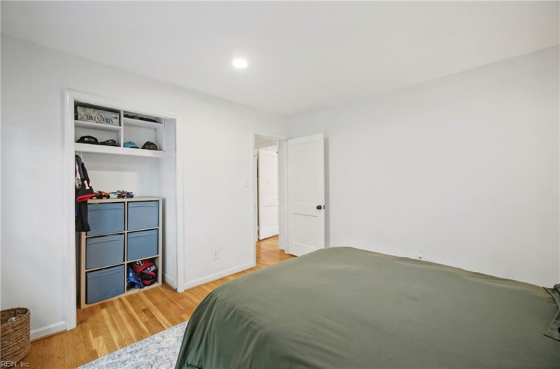 Photo 29 of 50 residential for sale in Virginia Beach virginia
