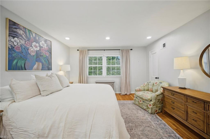 Photo 31 of 50 residential for sale in Virginia Beach virginia