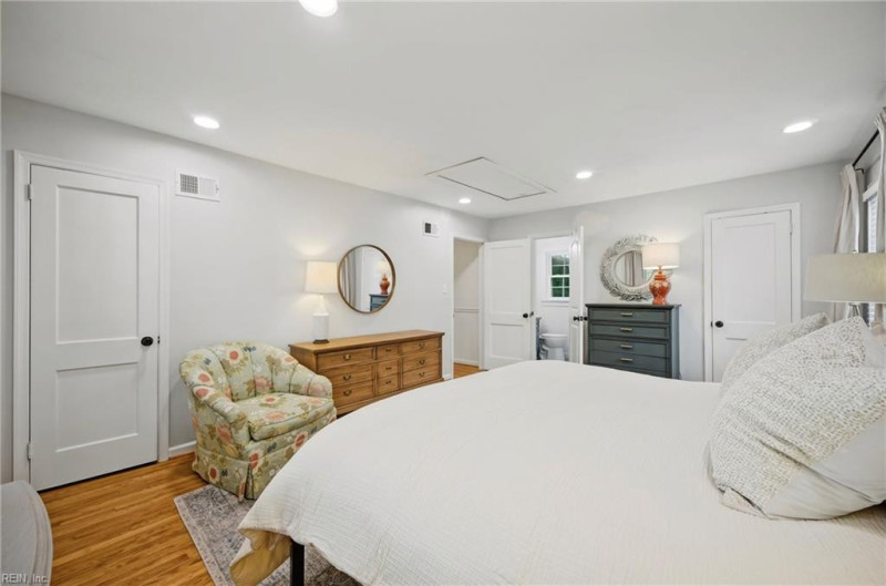 Photo 32 of 50 residential for sale in Virginia Beach virginia