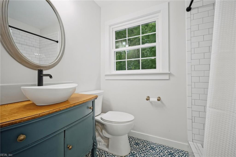 Photo 33 of 50 residential for sale in Virginia Beach virginia