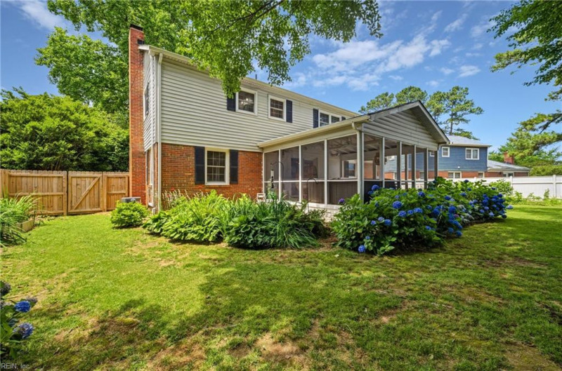 Photo 38 of 50 residential for sale in Virginia Beach virginia