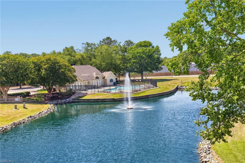 Photo 34 of 49 residential for sale in Chesapeake virginia