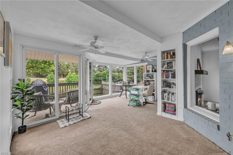 Photo 14 of 41 residential for sale in Virginia Beach virginia