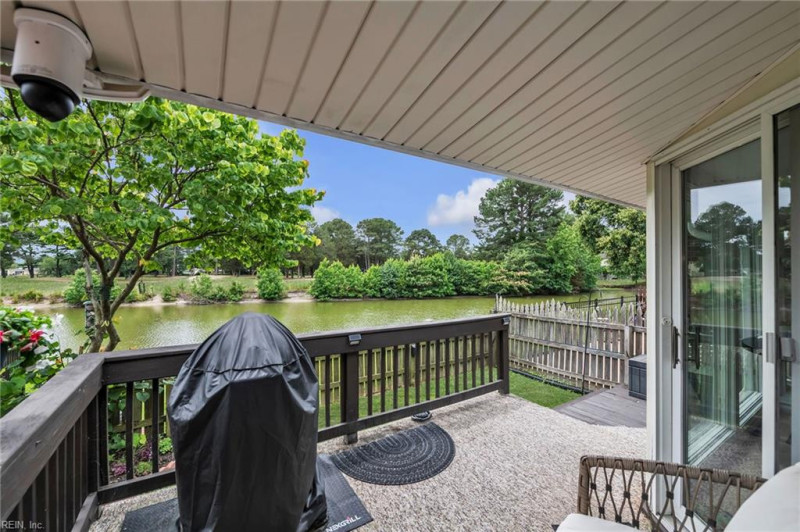 Photo 20 of 41 residential for sale in Virginia Beach virginia