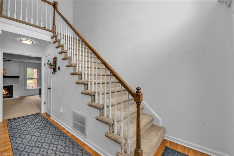 Photo 5 of 41 residential for sale in Virginia Beach virginia