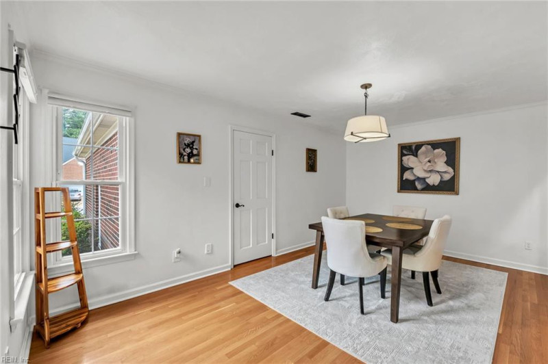 Photo 8 of 41 residential for sale in Virginia Beach virginia