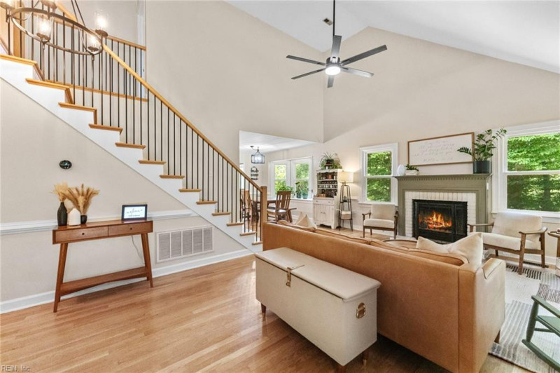 Photo 10 of 49 residential for sale in Middlesex County virginia