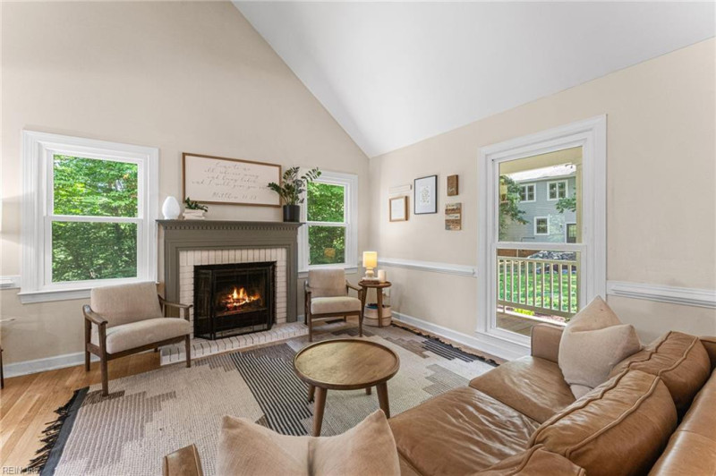 Photo 15 of 49 residential for sale in Middlesex County virginia