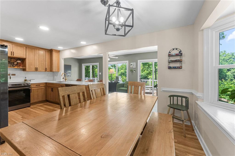 Photo 18 of 49 residential for sale in Middlesex County virginia