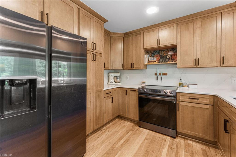 Photo 19 of 49 residential for sale in Middlesex County virginia