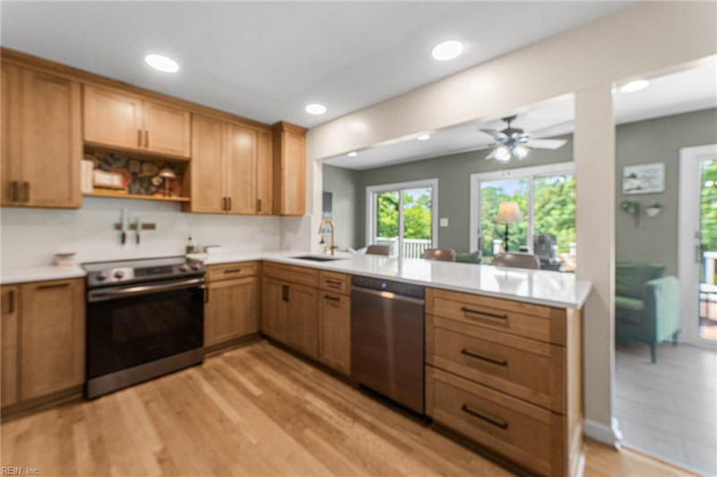 Photo 20 of 49 residential for sale in Middlesex County virginia