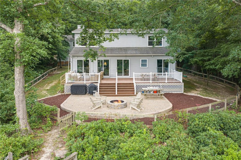 Photo 3 of 49 residential for sale in Middlesex County virginia