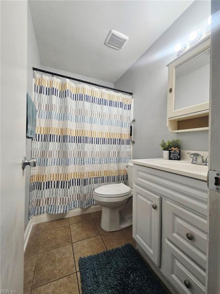 Photo 14 of 20 residential for sale in Virginia Beach virginia