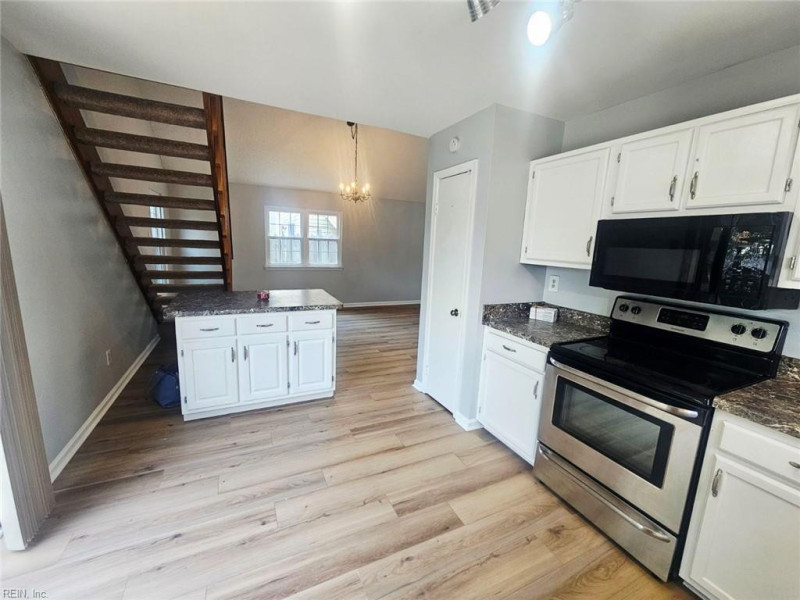 Photo 7 of 20 residential for sale in Virginia Beach virginia