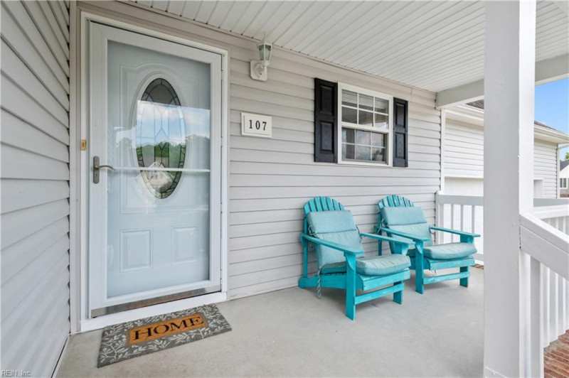 Photo 2 of 51 residential for sale in Currituck County virginia