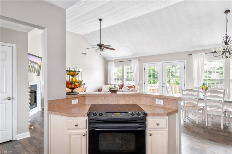 Photo 27 of 51 residential for sale in Currituck County virginia
