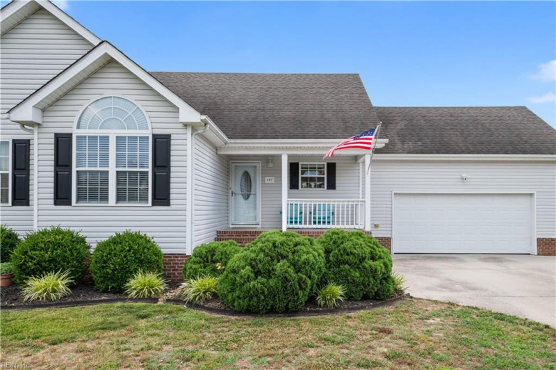 Photo 4 of 51 residential for sale in Currituck County virginia