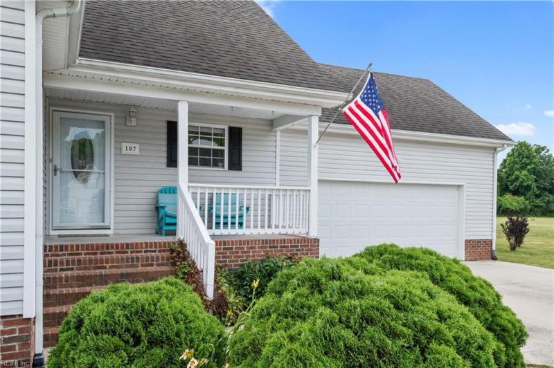 Photo 7 of 51 residential for sale in Currituck County virginia