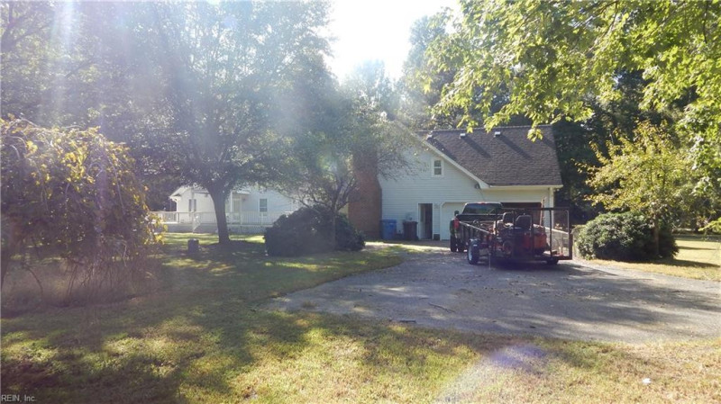 Photo 15 of 25 residential for sale in Chesapeake virginia