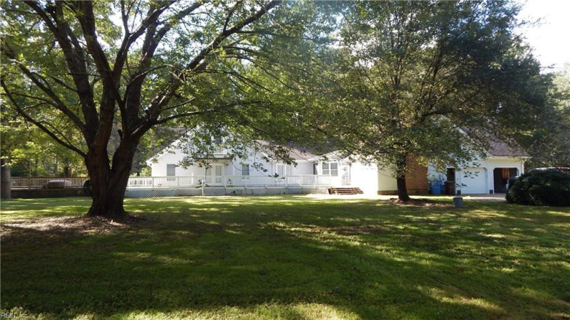 Photo 16 of 25 residential for sale in Chesapeake virginia