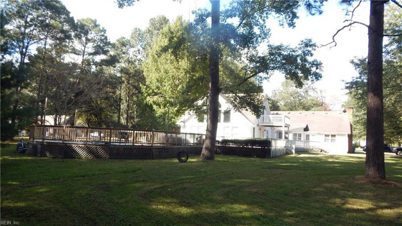 Photo 17 of 25 residential for sale in Chesapeake virginia