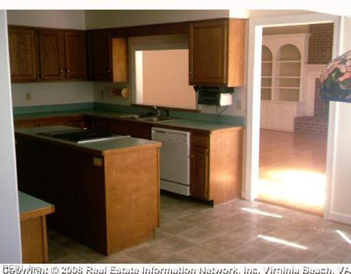 Photo 20 of 25 residential for sale in Chesapeake virginia