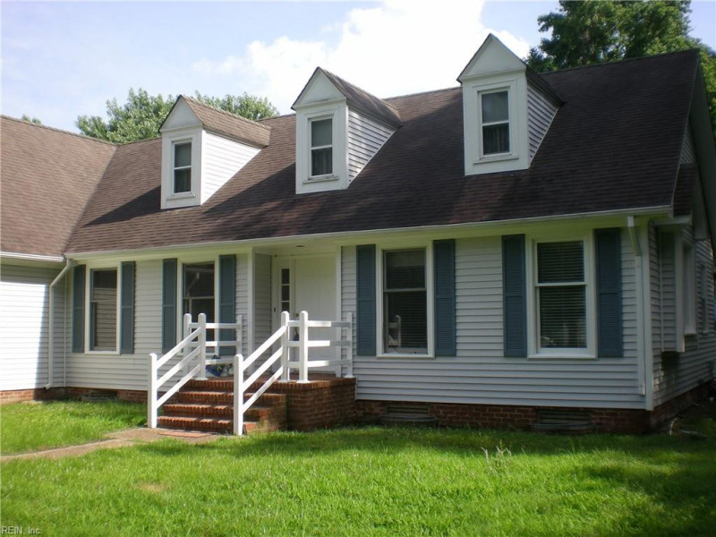 Photo 21 of 25 residential for sale in Chesapeake virginia