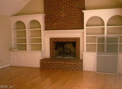 Photo 7 of 25 residential for sale in Chesapeake virginia