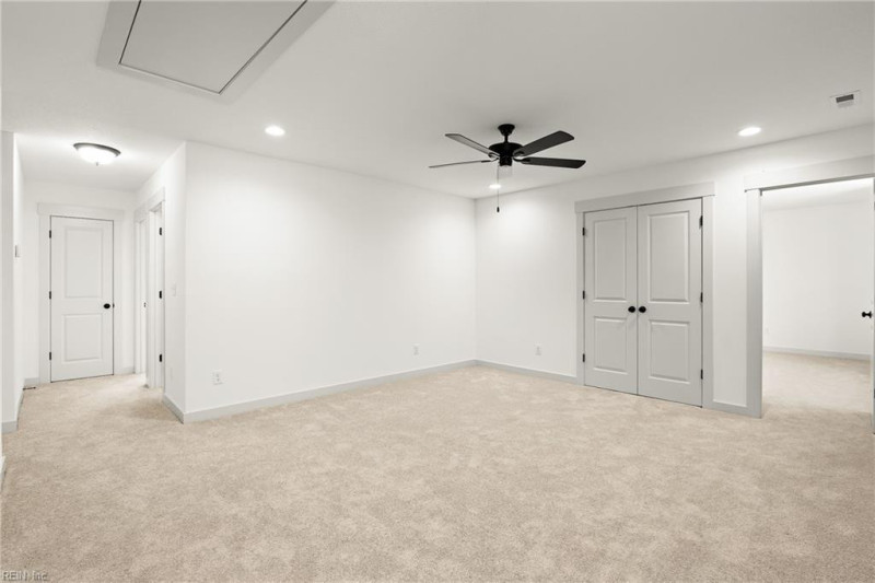 Photo 25 of 50 residential for sale in Chesapeake virginia