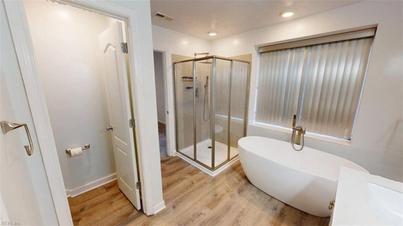 Photo 24 of 50 residential for sale in Chesapeake virginia