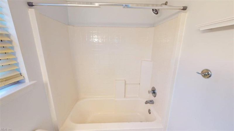 Photo 28 of 50 residential for sale in Chesapeake virginia