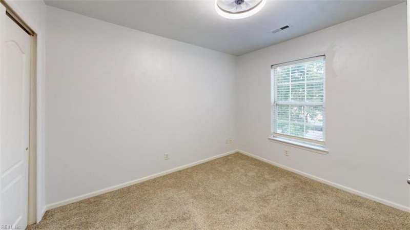 Photo 33 of 50 residential for sale in Chesapeake virginia