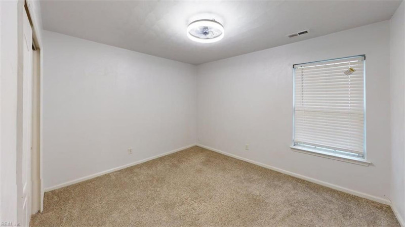Photo 36 of 50 residential for sale in Chesapeake virginia