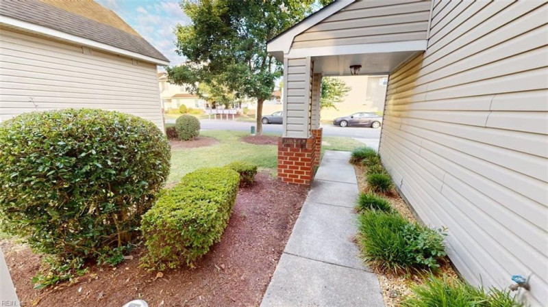 Photo 44 of 50 residential for sale in Chesapeake virginia
