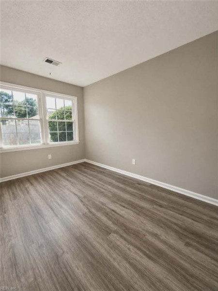 Photo 17 of 21 residential for sale in Virginia Beach virginia