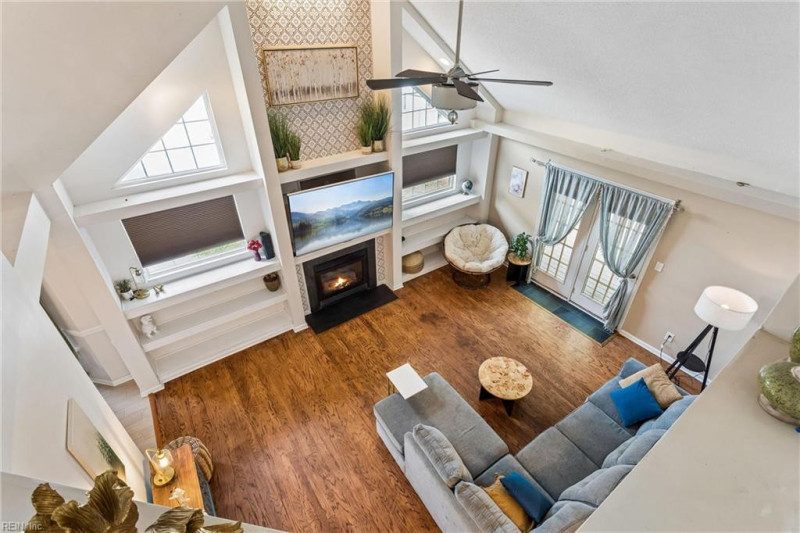 Photo 16 of 42 residential for sale in Newport News virginia