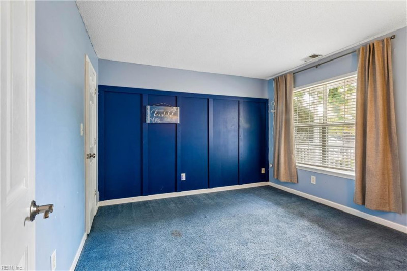 Photo 17 of 42 residential for sale in Newport News virginia