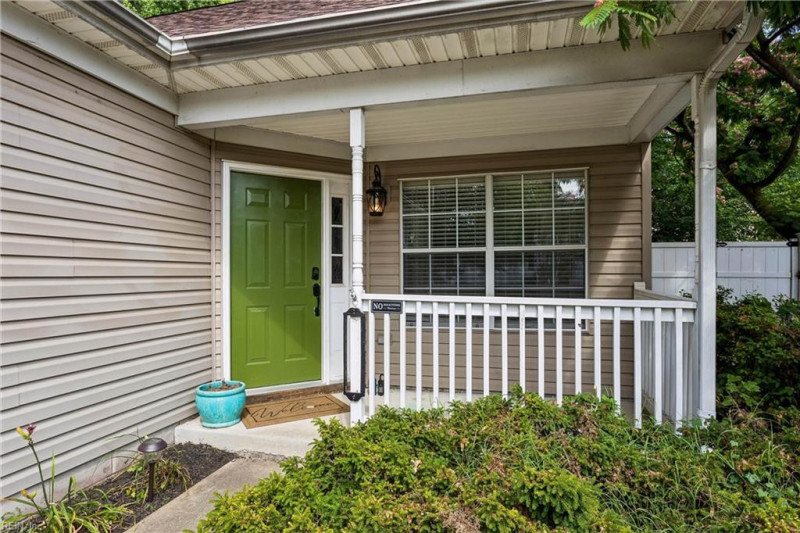 Photo 7 of 42 residential for sale in Newport News virginia