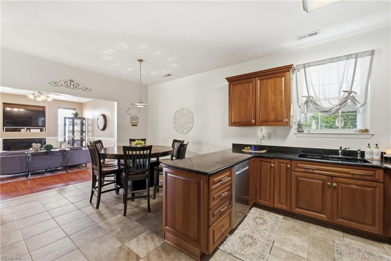 Photo 12 of 41 residential for sale in Suffolk virginia Photo 12 of 41 residential for sale in Suffolk virginia