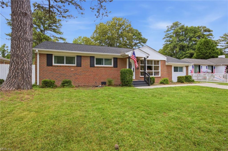 Photo 4 of 43 residential for sale in Norfolk virginia Photo 4 of 43 residential for sale in Norfolk virginia