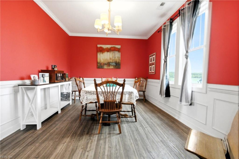 Photo 15 of 44 residential for sale in Chesapeake virginia
