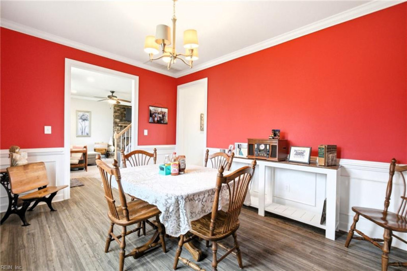 Photo 16 of 44 residential for sale in Chesapeake virginia