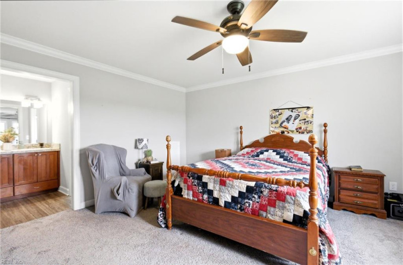 Photo 20 of 44 residential for sale in Chesapeake virginia