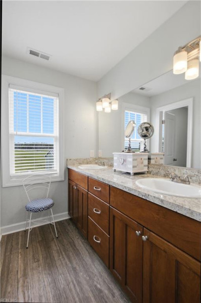 Photo 30 of 44 residential for sale in Chesapeake virginia