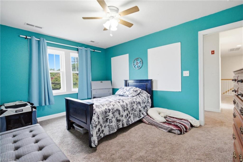 Photo 33 of 44 residential for sale in Chesapeake virginia