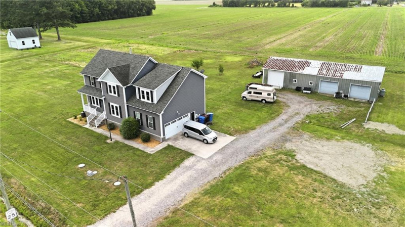 Photo 4 of 44 residential for sale in Chesapeake virginia