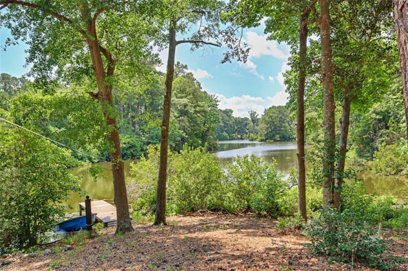 Photo 35 of 38 residential for sale in Isle of Wight County virginia Photo 35 of 38 residential for sale in Isle of Wight County virginia
