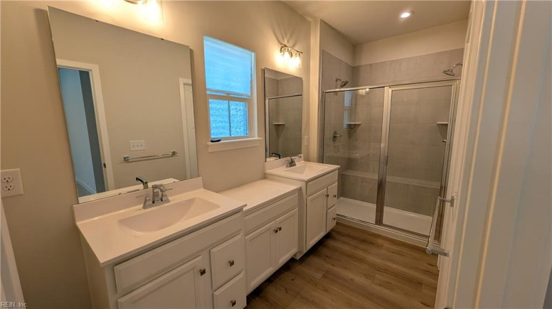 Photo 11 of 19 residential for sale in Suffolk virginia