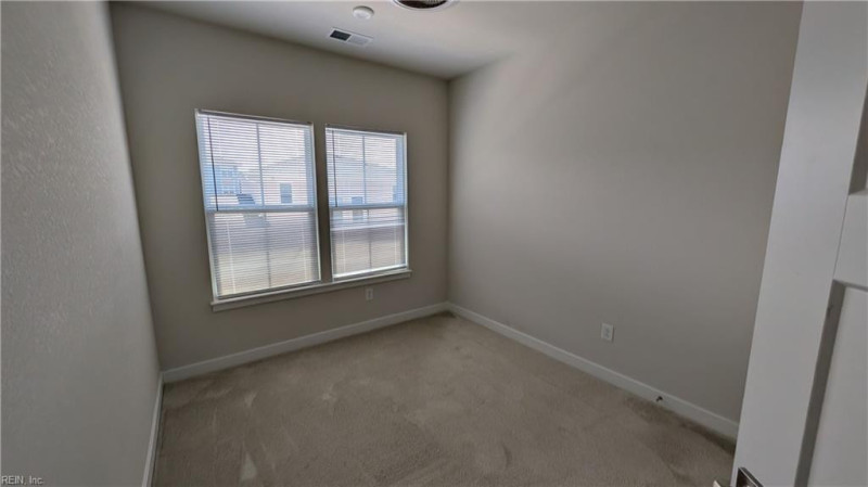 Photo 13 of 19 residential for sale in Suffolk virginia
