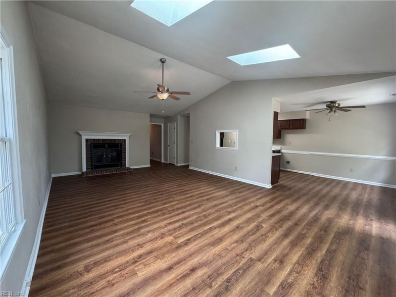 Photo 2 of 9 residential for sale in Virginia Beach virginia
